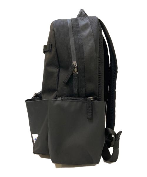TOKUI VIDEO STORE（トクイビデオストア）TOKUI VIDEO STORE (トクイビデオストア) AWESOME BACKPACK CAMPER ブラックの古着・服飾アイテム