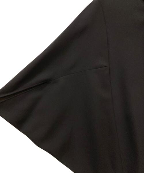 icB（アイシービー）icB (アイシービー) FluidBackSatin ドルマンスリーブボウタイブラウス ブラック サイズ:40(11T) 未使用品の古着・服飾アイテム