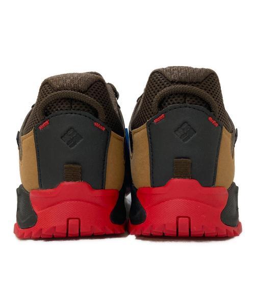 Columbia（コロンビア）Columbia (コロンビア) セイバー シックス ロー アウトドライ ワイド トレッキングスニーカー ブラウン サイズ:27.5㎝ 未使用品の古着・服飾アイテム