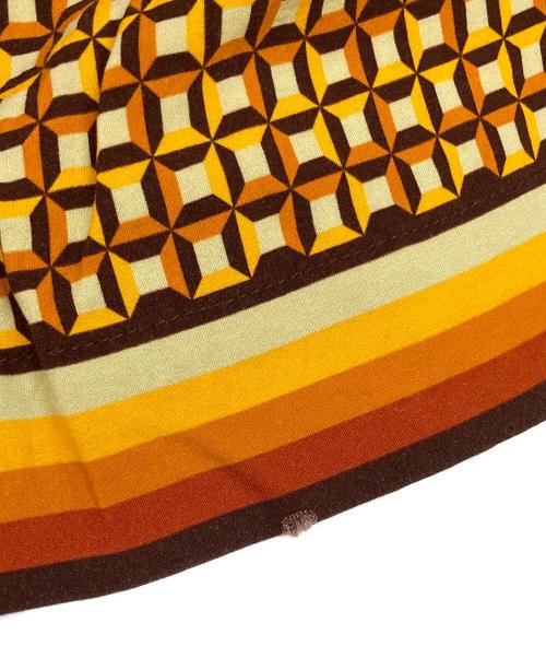 DRIES VAN NOTEN（ドリスヴァンノッテン）DRIES VAN NOTEN (ドリスヴァンノッテン) 総柄ショーツ オレンジ サイズ:44の古着・服飾アイテム