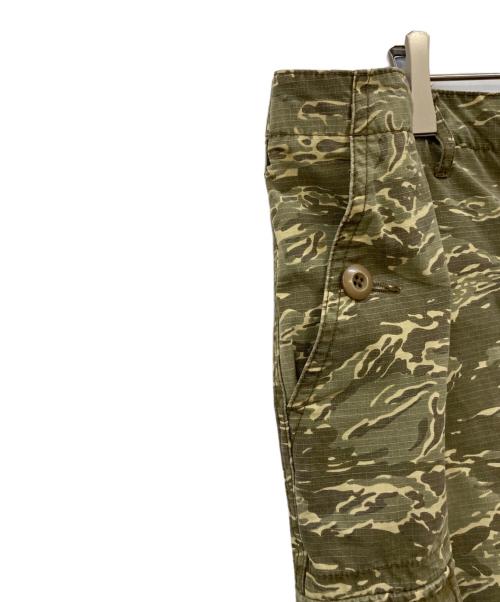 stussy（ステューシー）stussy (ステューシー) カモフラハーフカーゴパンツ カーキ サイズ:34の古着・服飾アイテム