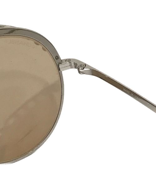 CHANEL（シャネル）CHANEL (シャネル) フェイクパール ラウンドサングラス ベージュの古着・服飾アイテム