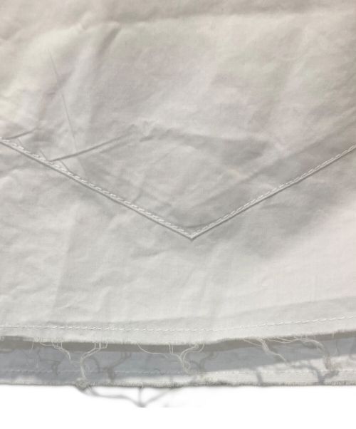MM6 Maison Margiela（エムエムシックスメゾンマルジェラ）MM6 Maison Margiela (エムエムシックス メゾンマルジェラ) ショート丈シャツ ホワイト サイズ:40の古着・服飾アイテム