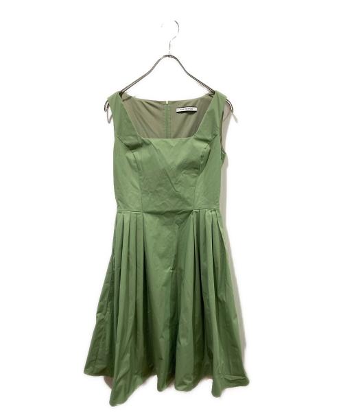 FOXEY NEWYORK（フォクシーニューヨーク）FOXEY NEWYORK (フォクシーニューヨーク) ノースリーブワンピース グリーン サイズ:40の古着・服飾アイテム