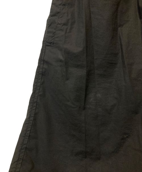 STONE ISLAND（ストーンアイランド）STONE ISLAND (ストーンアイランド) PARACADUTE CARGO SHORTS ブラック サイズ:30の古着・服飾アイテム