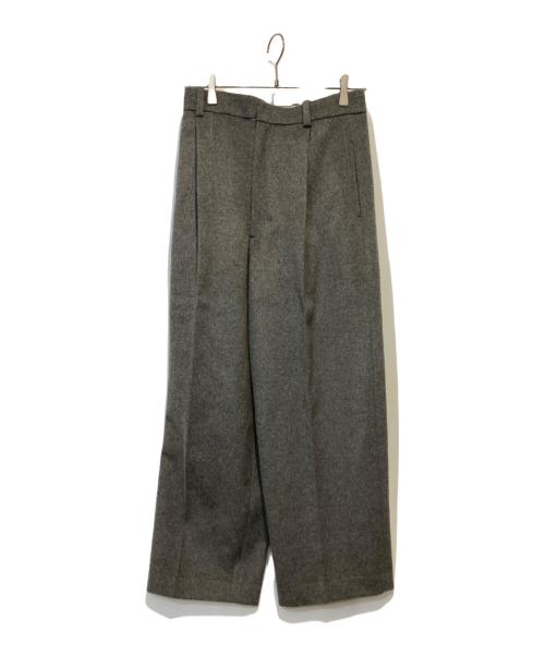 YLEVE（イレーヴ）YLEVE (イレーヴ) パンツ グレー サイズ:２の古着・服飾アイテム