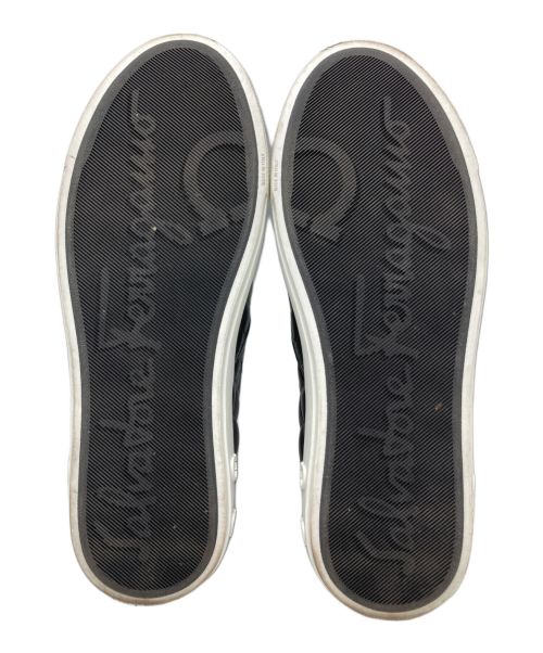 Salvatore Ferragamo（サルヴァトーレ フェラガモ）Salvatore Ferragamo (サルヴァトーレ フェラガモ) キルティングスリッポン ブラック サイズ:9の古着・服飾アイテム