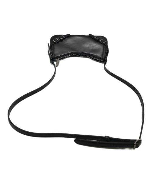 CHARLES & KEITH（チャールズアンドキース）CHARLES & KEITH (チャールズ＆キース) スローンホーボーバッグ ブラックの古着・服飾アイテム