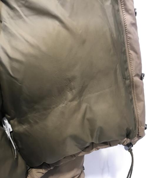 AURALEE（オーラリー）AURALEE (オーラリー) LIGHT FINX POLYESTER DOWN JACKET ベージュ サイズ:3の古着・服飾アイテム