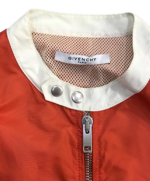 GIVENCHY（ジバンシィ）GIVENCHY (ジバンシィ) ロゴボタン パテッド 切替デザイン シングル ライダースジャケット レッド×ブラック サイズ:54の古着・服飾アイテム