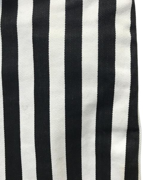 Saint Laurent Paris（サンローランパリ）Saint Laurent Paris (サンローランパリ) ストライプデニムパンツ ホワイト×ブラック サイズ:29の古着・服飾アイテム