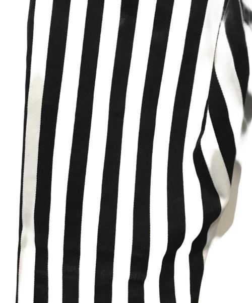 Saint Laurent Paris（サンローランパリ）Saint Laurent Paris (サンローランパリ) ストライプデニムパンツ ホワイト×ブラック サイズ:29の古着・服飾アイテム