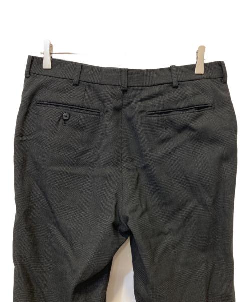 JOHN LAWRENCE SULLIVAN（ジョン ローレンス サリバン）JOHN LAWRENCE SULLIVAN (ジョン ローレンス サリバン) GLEN PLAID STRAIGHT TROUSERS グレー サイズ:48の古着・服飾アイテム