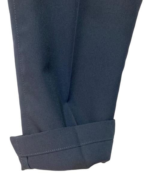 OAMC（オーエーエムシー）OAMC (オーエーエムシー) CROPPED JOGGERS グレー サイズ:XSの古着・服飾アイテム