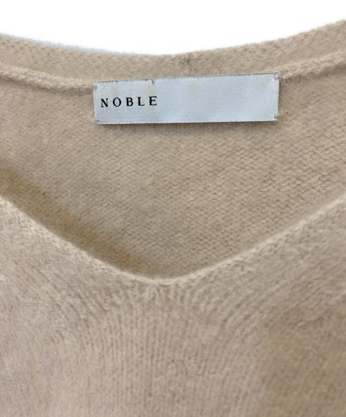 Noble（ノーブル）Noble (ノーブル) ファーニットVネックプルオーバー ベージュ サイズ:表記不明の古着・服飾アイテム