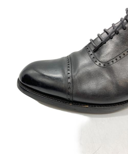 J.M.WESTON（ジェイエムウエストン）J.M.WESTON (ジェイエムウエストン) クォータブローグ ブラック サイズ:8Dの古着・服飾アイテム