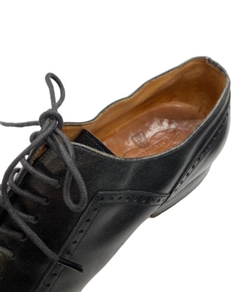 J.M.WESTON（ジェイエムウエストン）J.M.WESTON (ジェイエムウエストン) クォータブローグ ブラック サイズ:8Dの古着・服飾アイテム