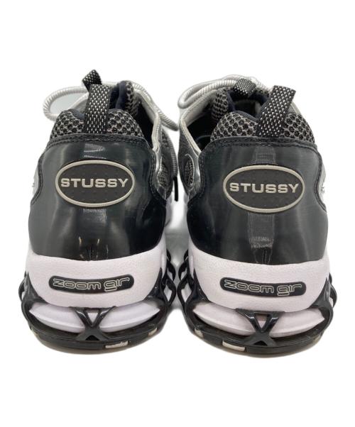 NIKE（ナイキ）NIKE (ナイキ) stussy (ステューシー) AIR ZOOM SPIRIDON CAGE 2 シルバー サイズ:27.5の古着・服飾アイテム