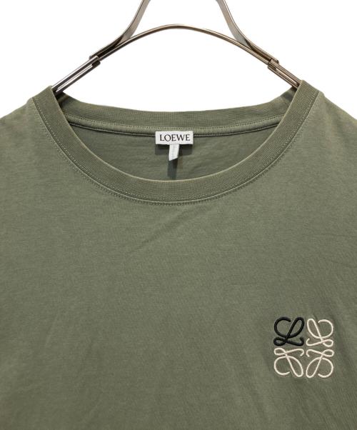 LOEWE（ロエベ）LOEWE (ロエベ) アナグラム刺繍Tシャツ オリーブ サイズ:Ｌの古着・服飾アイテム