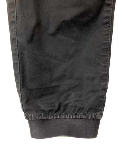 STONE ISLAND（ストーンアイランド）STONE ISLAND (ストーンアイランド) ガーメントダイコットンストレッチシャーリングテーパードカーゴパンツ ブラック サイズ:30の古着・服飾アイテム