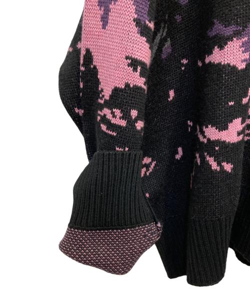 MSGM（エムエスジーエム）MSGM (エムエスジーエム) Sueter Cuello Redondo ブラック×ピンク サイズ:Sの古着・服飾アイテム