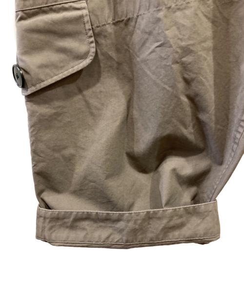 BRACKETS（ー）BRACKETS (ー) ワイドカーゴパンツ ベージュ サイズ:Freeの古着・服飾アイテム