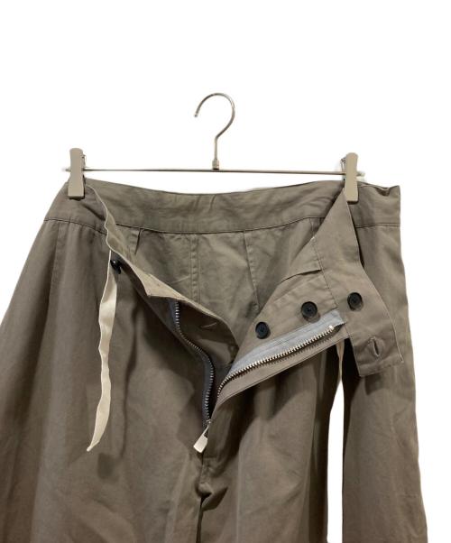 BRACKETS（ー）BRACKETS (ー) ワイドカーゴパンツ ベージュ サイズ:Freeの古着・服飾アイテム
