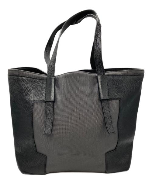 IACUCCI（イアクッチ）IACUCCI (イアクッチ) LINCE ブラックの古着・服飾アイテム