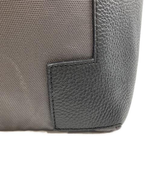 IACUCCI（イアクッチ）IACUCCI (イアクッチ) LINCE ブラックの古着・服飾アイテム