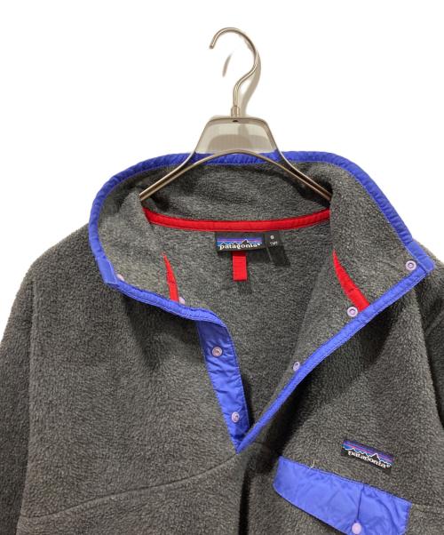 Patagonia（パタゴニア）Patagonia (パタゴニア) フリースジャケット グレー サイズ:Ｓの古着・服飾アイテム