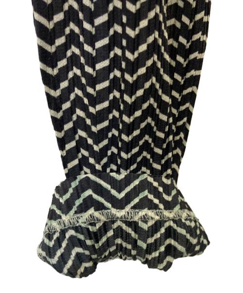 PLEATS PLEASE（プリーツプリーズ）PLEATS PLEASE (プリーツプリーズ) プリーツパンツ ブラック×ホワイト サイズ:1の古着・服飾アイテム