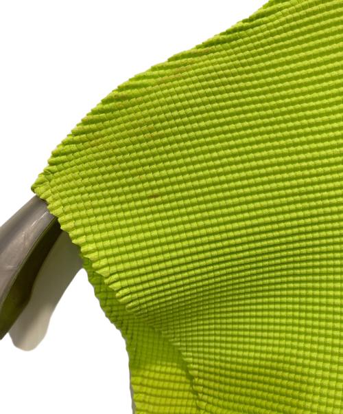 me ISSEY MIYAKE（ミーイッセイ ミヤケ）me ISSEY MIYAKE (ミーイッセイ ミヤケ) カットソー 黄緑 サイズ:-の古着・服飾アイテム