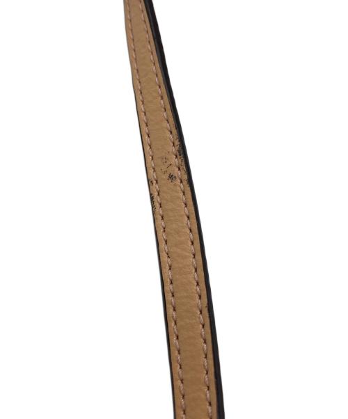 TORY BURCH（トリーバーチ）TORY BURCH (トリーバーチ) エナメルショルダーバッグ ベージュの古着・服飾アイテム