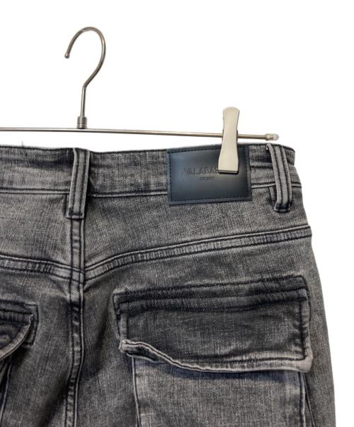 VALABASAS（バラバサス）VALABASAS (バラバサス) マルチポケットデニムカーゴパンツ グレー サイズ:30の古着・服飾アイテム