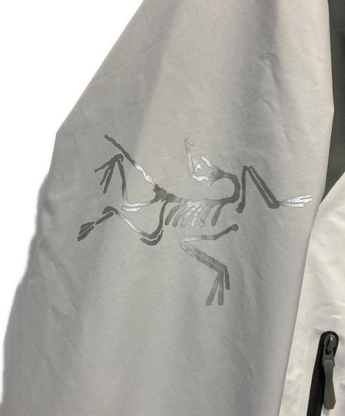 ARC'TERYX（アークテリクス）ARC'TERYX (アークテリクス) Beta Jacket W ''Wabi-Sabi'' グレー サイズ:Sの古着・服飾アイテム