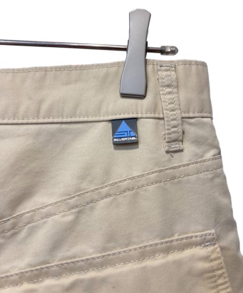 LEVI'S（リーバイス）LEVI'S (リーバイス) ハーフパンツ ベージュ サイズ:32の古着・服飾アイテム