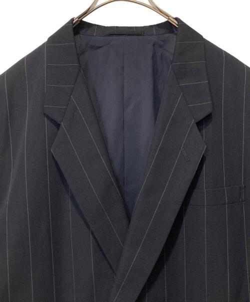COMME des GARCONS HOMME PLUS（コムデギャルソンオムプリュス）COMME des GARCONS HOMME PLUS (コムデギャルソンオムプリュス) ストライプダブルブレストジャケット ネイビー サイズ:Mの古着・服飾アイテム