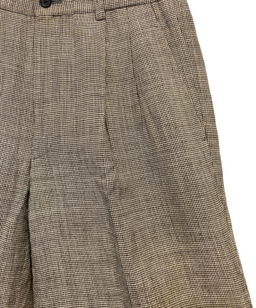 ISSEY MIYAKE MEN（イッセイミヤケメン）ISSEY MIYAKE MEN (イッセイミヤケメン) 2タックスラックス ブラウン サイズ:Mの古着・服飾アイテム