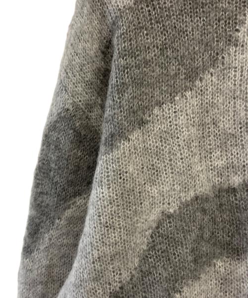 DELUXE（デラックス）Deluxe (デラックス) モヘア混ニット グレー サイズ:Mの古着・服飾アイテム