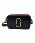 MARC JACOBS（マークジェイコブス）の古着「スナップショット ショルダーバッグ」｜ブラック×レッド