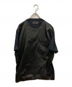 PRADAプラダ）の古着「ナイロン切替ロゴプレートカットソー」｜ブラック