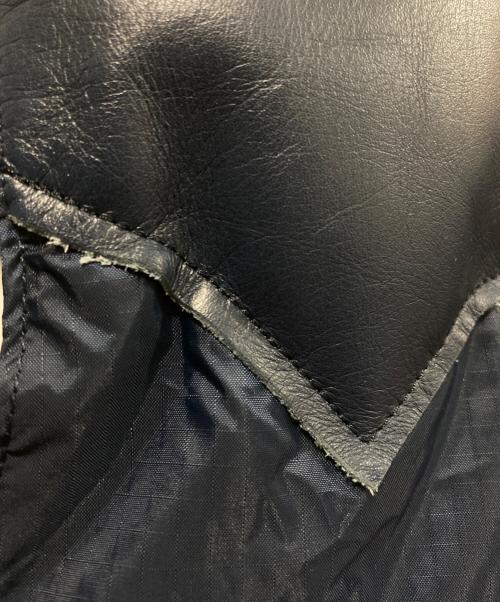 RockyMountainFeatherBed（ロッキーマウンテンフェザーベッド）RockyMountainFeatherBed (ロッキーマウンテンフェザーベッド) BRIEFING (ブリーフィング) BEAMS (ビームス) 別注ダウンベスト ブルー サイズ:36の古着・服飾アイテム