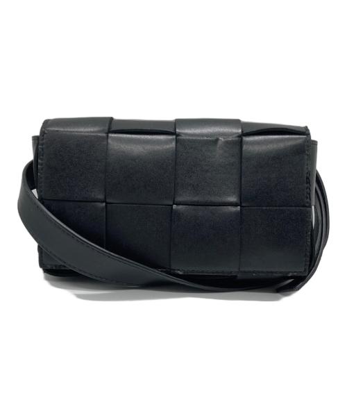 BOTTEGA VENETA（ボッテガベネタ）BOTTEGA VENETA (ボッテガベネタ) カセットショルダーバッグ ブラックの古着・服飾アイテム