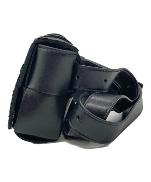 BOTTEGA VENETA（ボッテガベネタ）BOTTEGA VENETA (ボッテガベネタ) カセットショルダーバッグ ブラックの古着・服飾アイテム