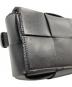 中古・古着 BOTTEGA VENETA (ボッテガベネタ) カセットショルダーバッグ ブラック：64000円