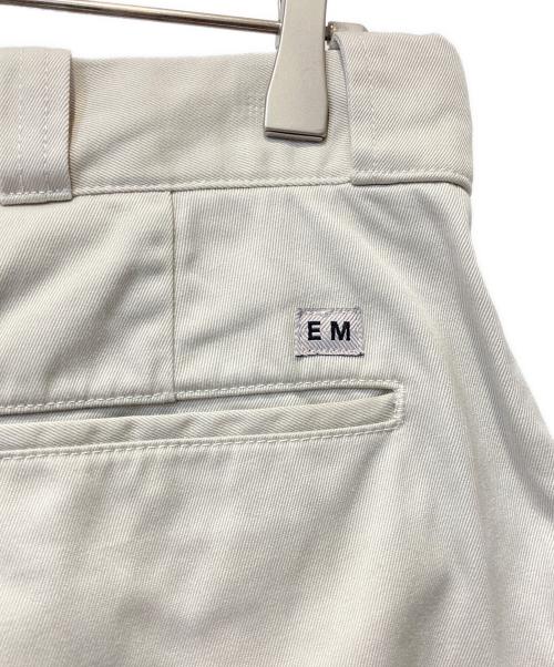 ENDS and MEANS（エンズアンド ミーンズ）ENDS AND MEANS (エンズアンド ミーンズ) チノパン ベージュ サイズ:Ｌの古着・服飾アイテム