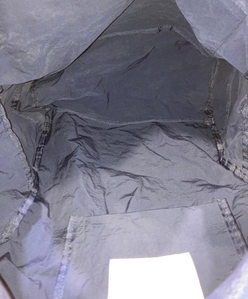 WHITE MOUNTAINEERING（ホワイトマウンテ二アニング）WHITE MOUNTAINEERING (ホワイトマウンテ二アニング) リュック ネイビーの古着・服飾アイテム