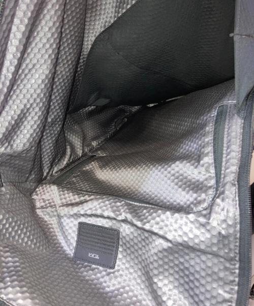 TUMI（トゥミ）TUMI (トゥミ) ALPHA BRAVO London Roll Top Backpack ブラックの古着・服飾アイテム