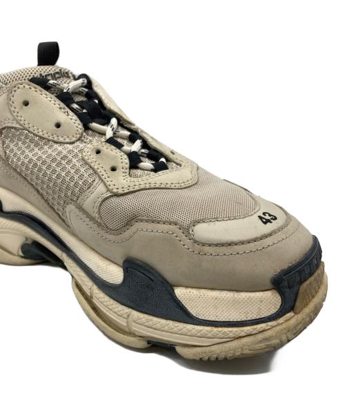 BALENCIAGA（バレンシアガ）BALENCIAGA (バレンシアガ) TRIPLE S グレー サイズ:28.5の古着・服飾アイテム