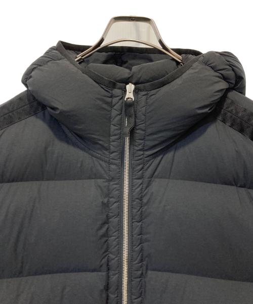 STONE ISLAND（ストーンアイランド）STONE ISLAND (ストーンアイランド) SEAMLESS TUNNEL NYLON DOWN ブラック サイズ:Mの古着・服飾アイテム
